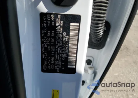 2018 Genesis G90 Premium z USA, uszkodzony, nr VIN KMHG34JA6JU039685